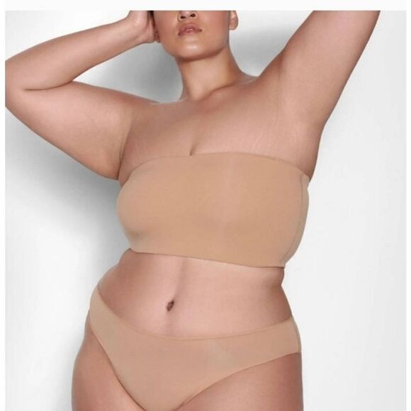 Nwot Skims FITS EVERYBODY BANDEAU BRA - Picture 1 of 5